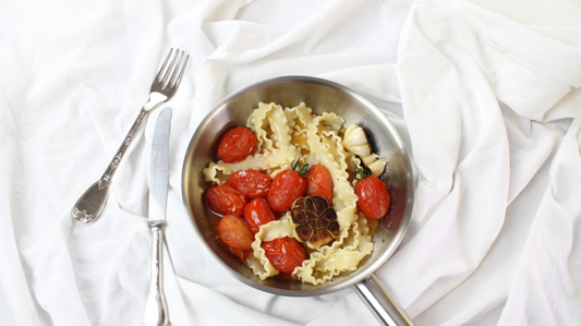 Extra Virgin Olive Oil traditional white Sauce Pasta